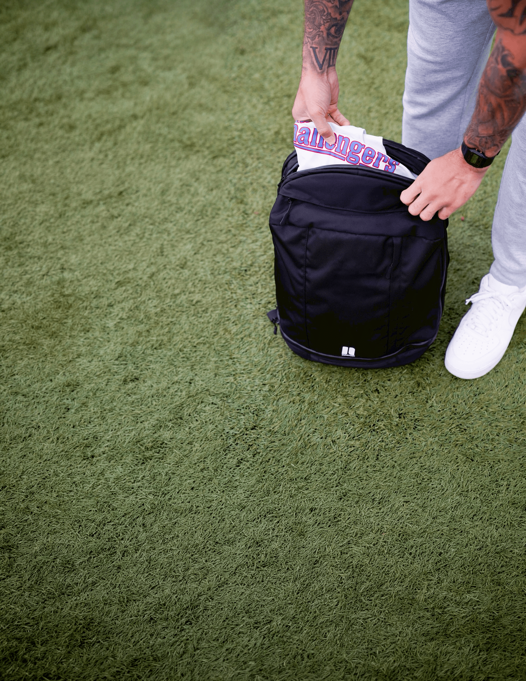 32Lの荷物を収納できるVarsity Pack